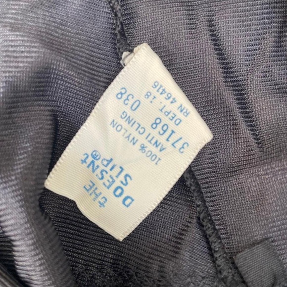 Vintage Black Cami Adjustable Straps Silky Touch Lace Trim 100% Nylon Sears Sexy - Picture 4 of 4